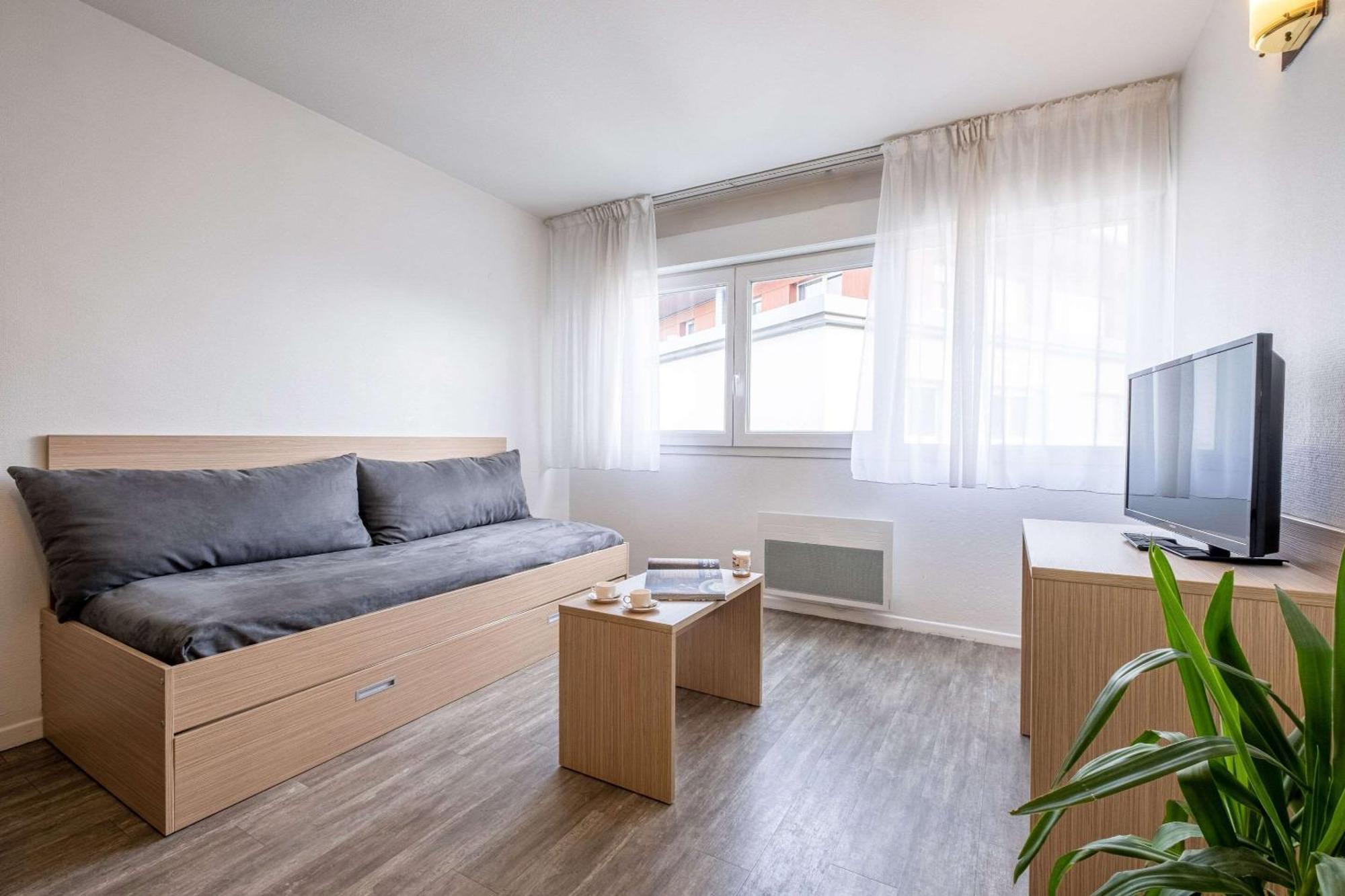 Comfort Aparthotel Les Hauts D'Annecy Exterior photo