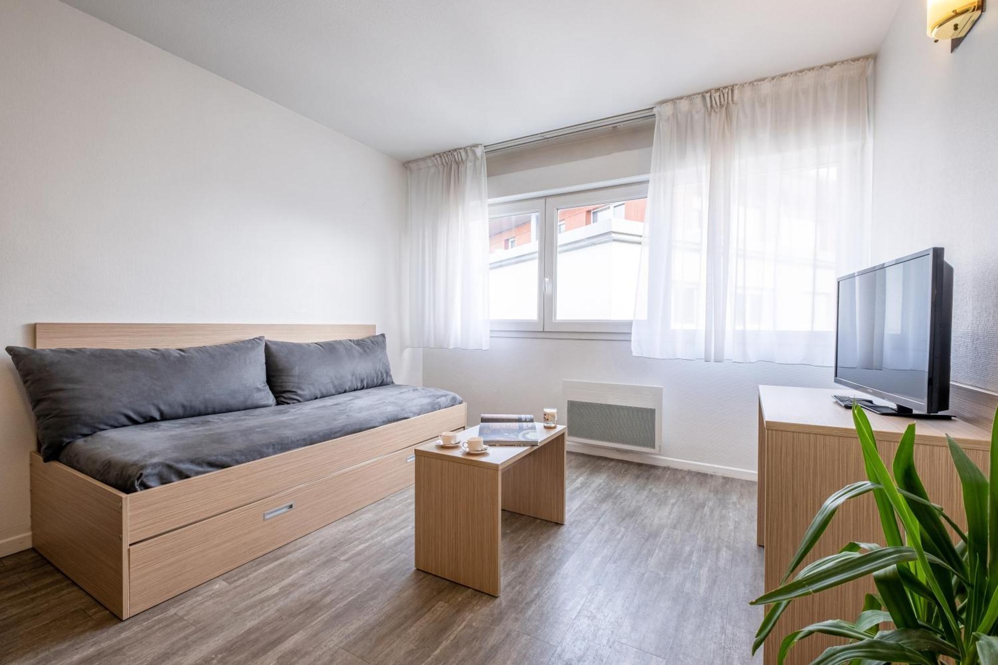 Comfort Aparthotel Les Hauts D'Annecy Exterior photo